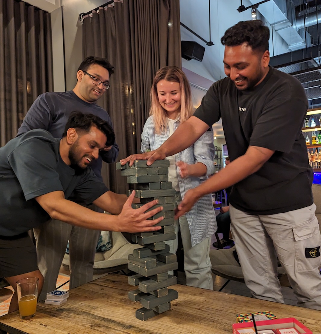 MAINSTAY DEFINITION MEANING visual data 4